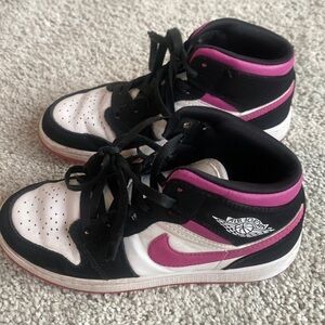 Air Jordan Mid/High Tops